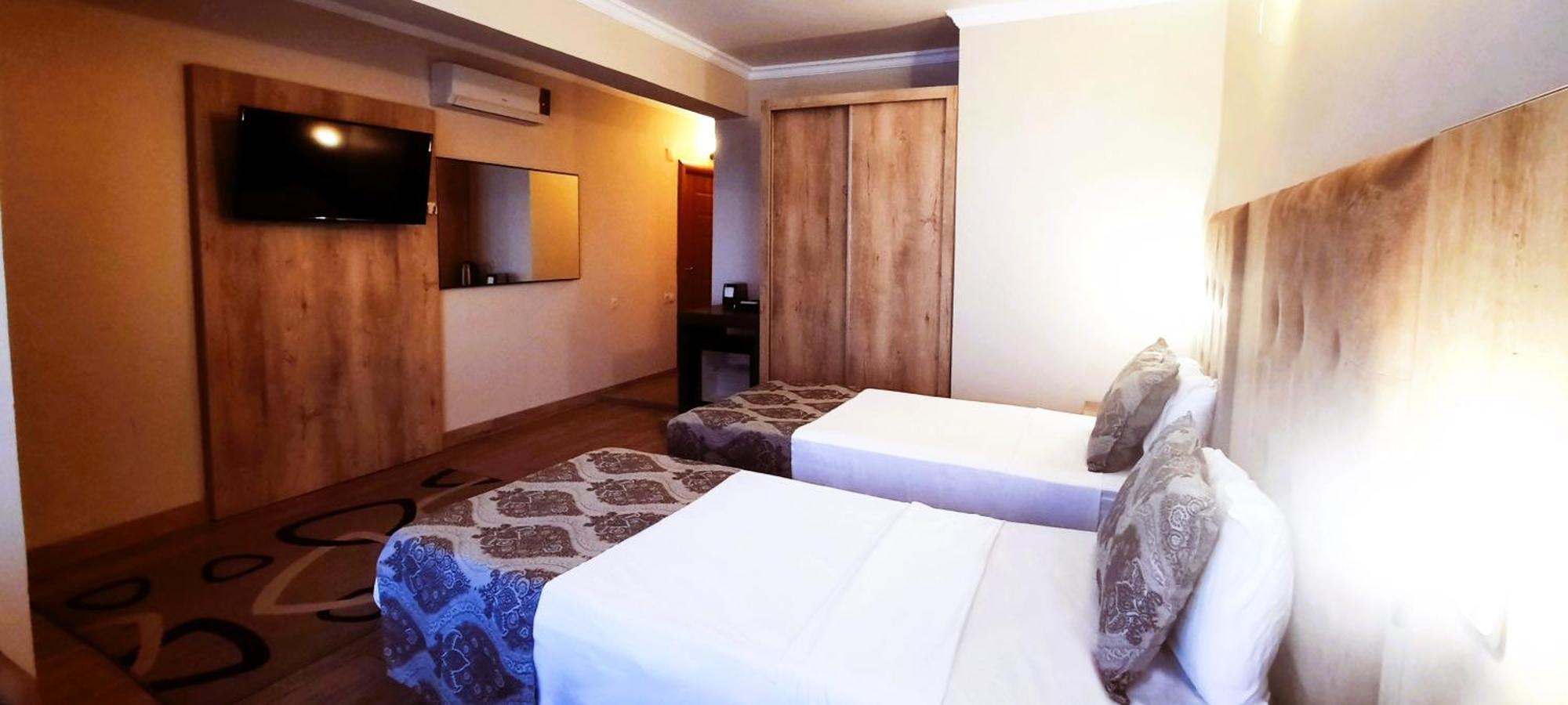 Ashtal Beach Hotel Batumi Ngoại thất bức ảnh
