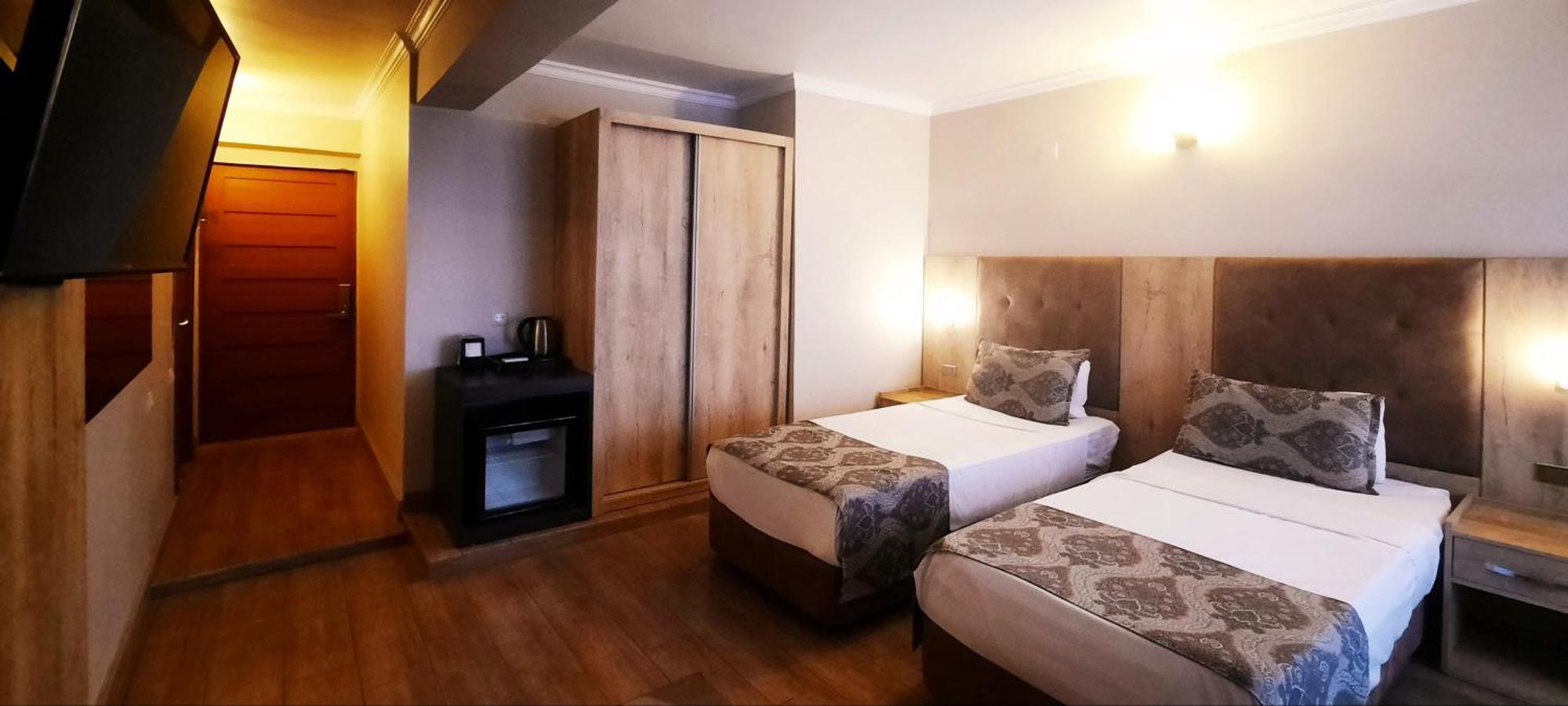 Ashtal Beach Hotel Batumi Ngoại thất bức ảnh